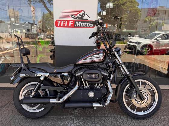 HARLEY-DAVIDSON SPORTSTER XL 883 R 